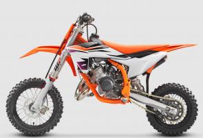 When the next step up is into the 50cc class, there is no better option than the most powerful 50cc out there. For 2025, the KTM 50 SX is built around an advanced steel frame, housing a powerful engine, a 35mm WP XACT AER fork, a WP XACT monoshock, and an advanced hydraulic Formula brake system. Simply put - its the most advanced and READY TO RACE 50 cc mini-crosser available to your little racer.